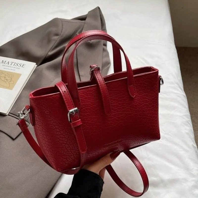 

Trendy Parisian Elegant Diaper Bag For Women Chic Leather Crossbody Handbag Designer Minimalist Vintage Style Large Tote Bag