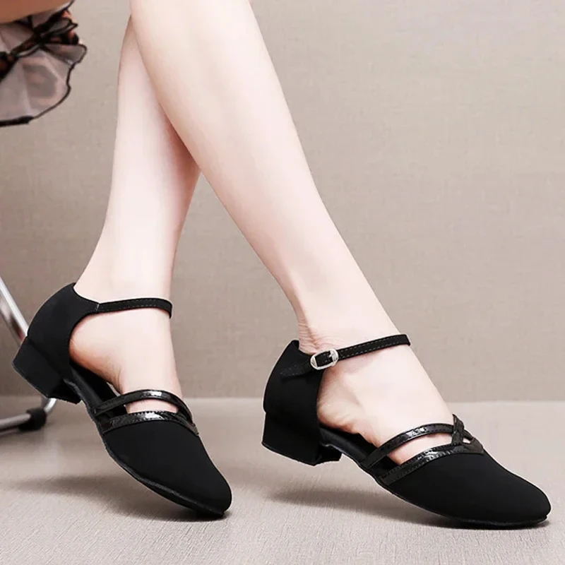 

SETA New Girls Latin Dance Shoes Ballroom Salsa Dancing Shoes Low Heel Children Tango Salsa Sandals Dance Shoes for Ladies Women