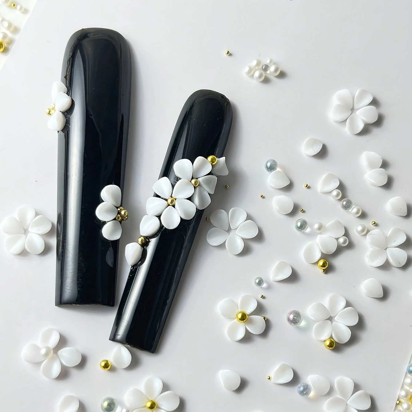 150 stks 3D Nail Art Charm Decoratie Nagelsteentjes Acryl Bloemblaadjes Nail Art Decoraties Kit voor DIY Nagelaccessoires