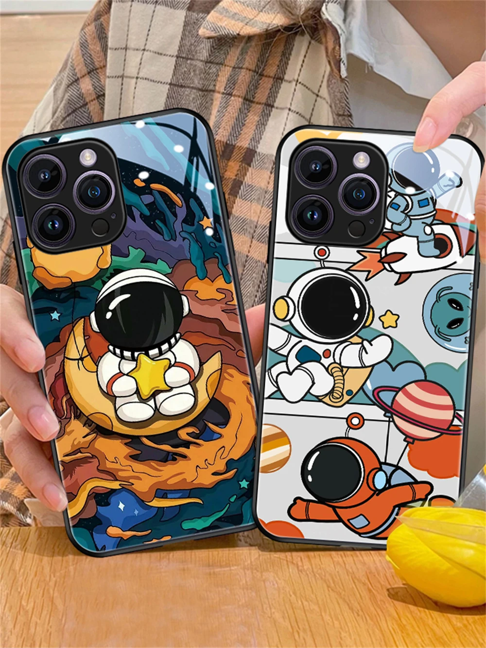 2026 Beliebte Astronauten-Sound-Control-LED-Flash-Hüllen Leuchtende Glasabdeckung für iPhone Air 17 E 16 E 15 14 13 12 11 Pro Max Plus – Detail 24