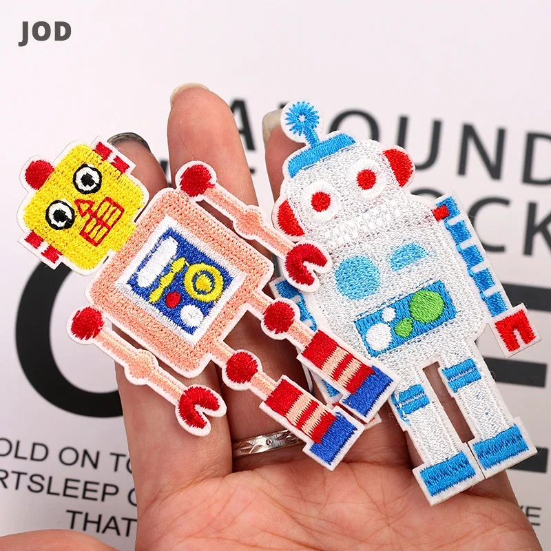 Cute Robot Iron on Badges Applique Patches for Children Clothing Boy Stickers on Clothes Kids Anime Embroidered Patch on Garment