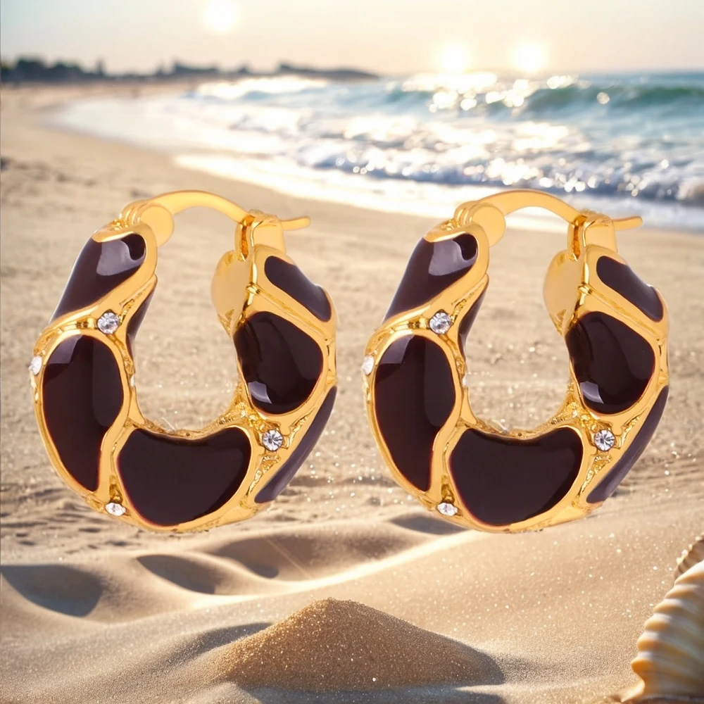 

Women's Earrings Irregular Glazed U-shaped Maillard Stainless Steel Fashion Versatile Jewelry Accessories