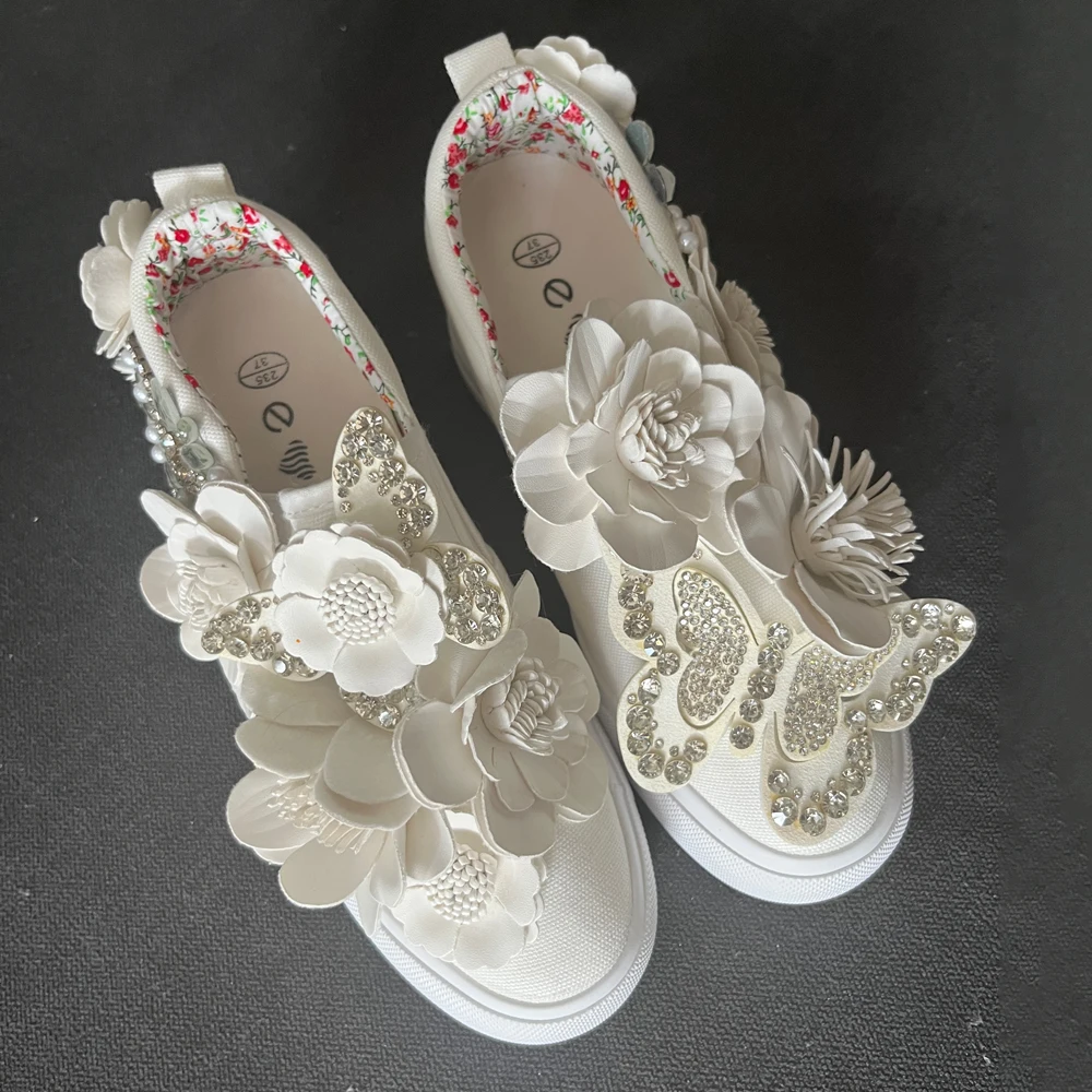 Sneakers White Retro Flower Canvas Women Platform Shoes Height Increased Internal Women Pumps for Girls Lady Students Party Prom