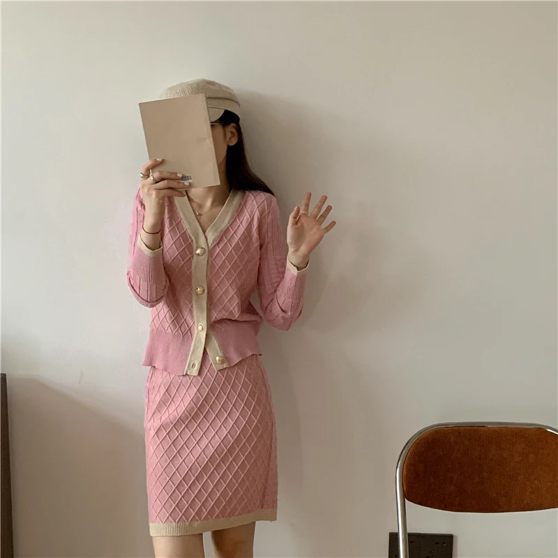 Spring New Korean Pink Women Suits Chic Elegant v-Neck Striped Knitted Skirt Femme Two-Piece Sets Formal Wear Jupe Suit Mujer