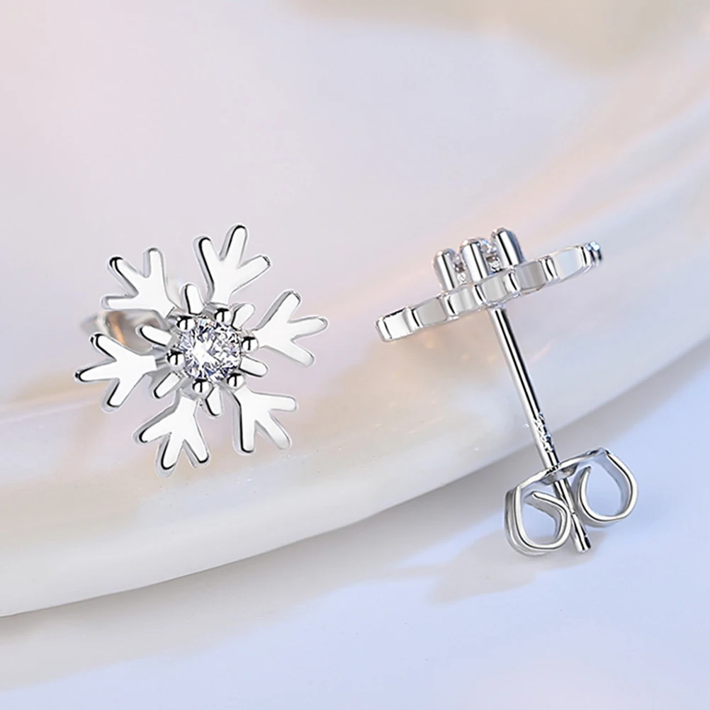 

2 Pairs Earrings Christmas Crystal Snowflake Holiday Rhinestone Stud Novelty Studs Man