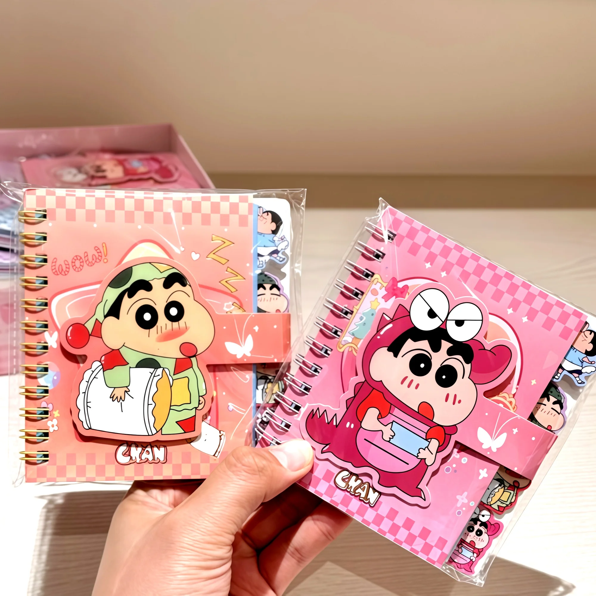 4Pcs Crayon Shin‑chan Cute 3D Buckle A7 Spiral Notebook, Mini Portable DIY Notepad, Cartoon Stationery Gift Set For Daily Memo