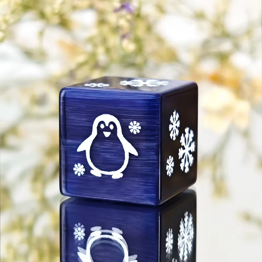 Dados con estampado de pingüino D6, cubo Hexagonal de cristal de 16mm, juguete de dados, juego de escritorio, entretenimiento, fiesta, Club, accesorios de juego de fiesta familiar
