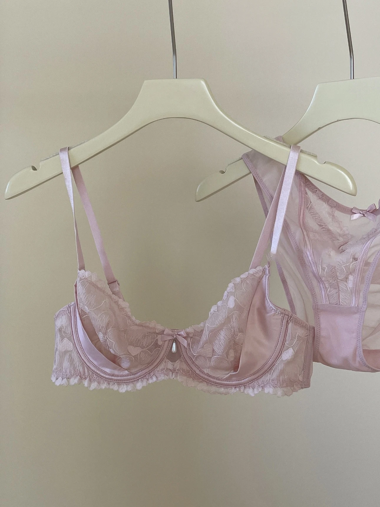 Conjunto de lencería adelgazante de encaje francés, sujetador y bragas sexis de realce, anillos finos de acero ligeros de lujo, conjunto de Control de barriga con realce Sexy YUQI