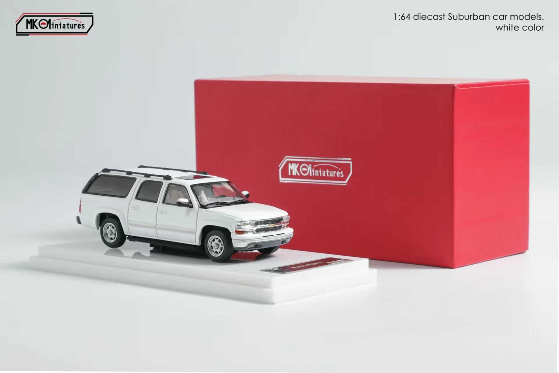 MK Miniatures 1:64 2003 Suburban โมเดล Diecast-สีขาวรถโมเดล Diecast