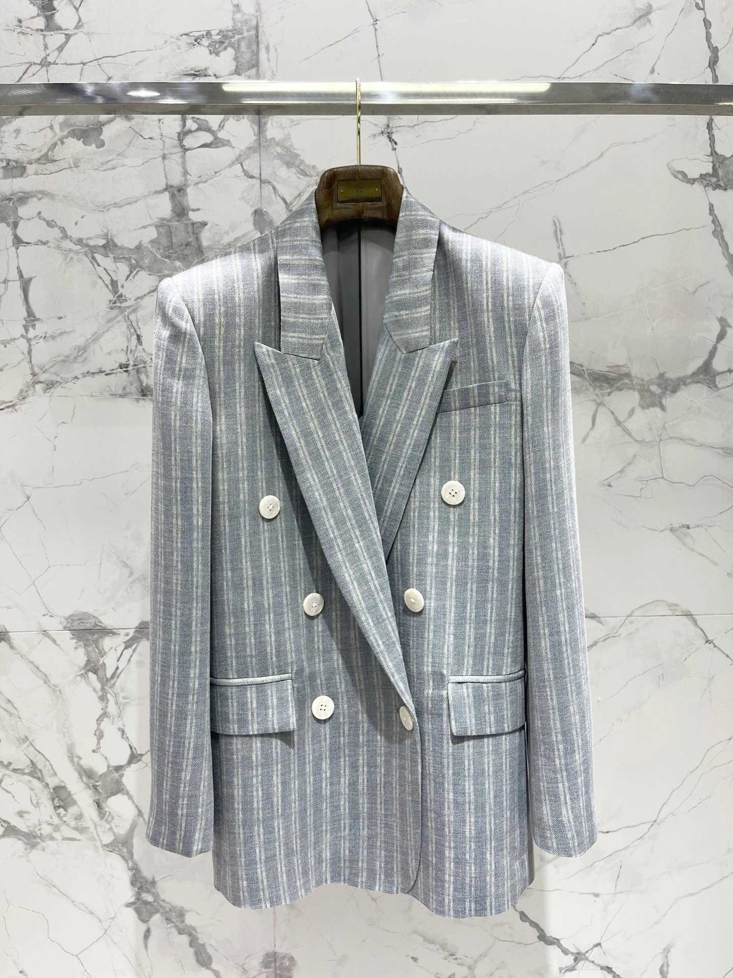 

Slim Fit Women's Suit Vintage Commuter Stripe Double Breasted Long Sleeve Outerwear Versatile Quality Spring 2026 Wool Blend