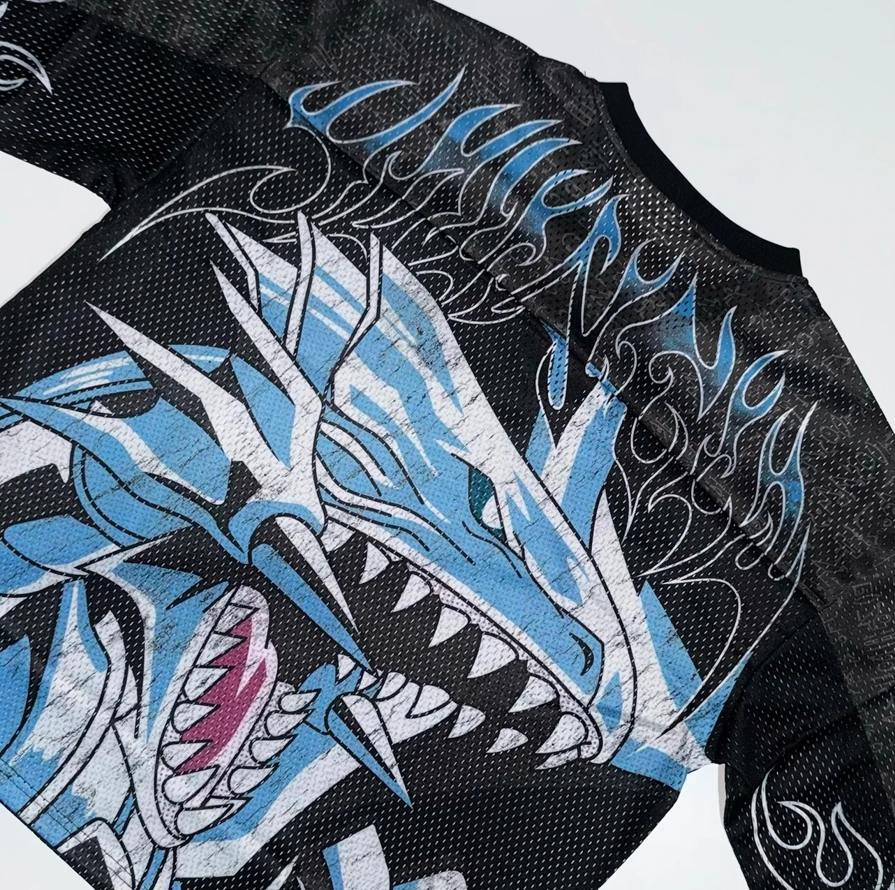 

Yu-Gi-Oh узор цифровые футболки с v-образным вырезом и графическим рисунком мужские быстросохнущие дышащие футболки для спортзала с короткими рукавами повседневный топ y2k уличная мужская одежда