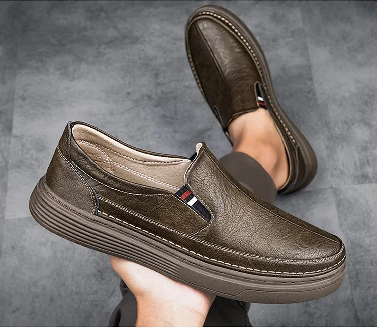 

Luxury Loafers Men Slip-on Thick-soled Shoes Fashion Business Formal Outdoor Leather Casual Board Shoes with Thick Soles