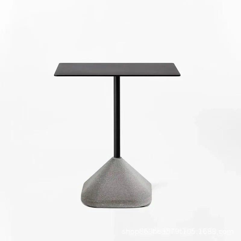 Modern minimalist kafe çimento masa, kare masa, dış mekan masası
