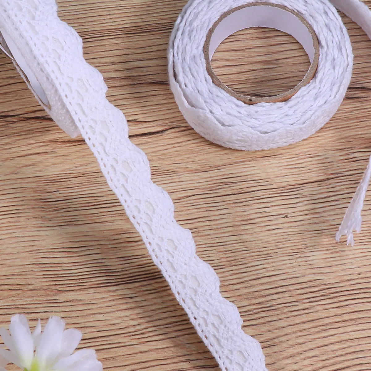 2 Pcs Diy Adhesive Hollow Lace Tapes Scrapbook Ribbons For Crafts Lace Trim Tape Self-adhesive Sticky Scrapbooking Decoration