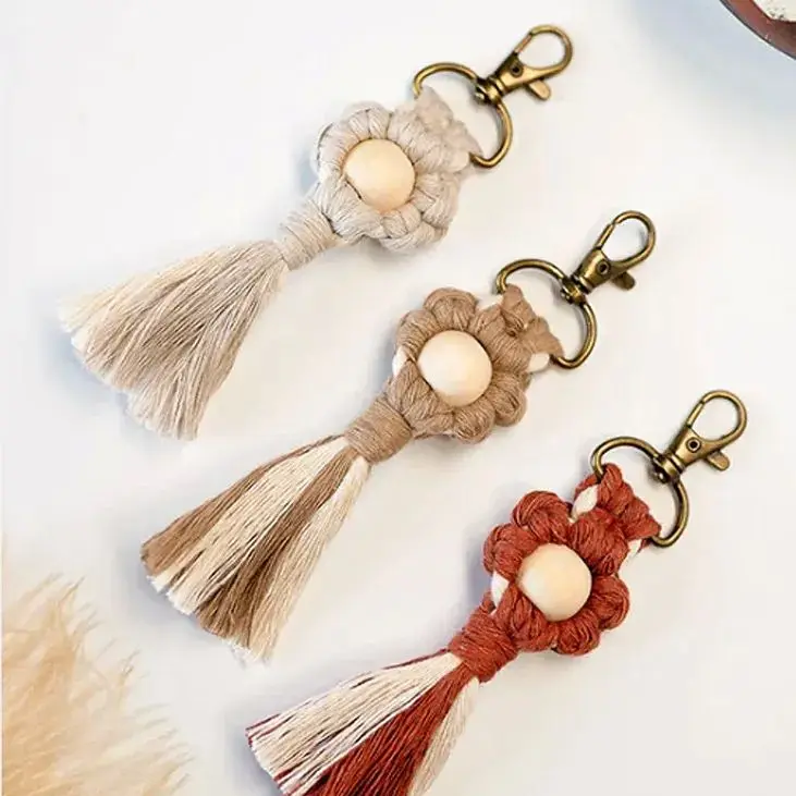 mini tassel keychain Handmade Macrame Fan Fringe Keychain Mini Macrame Tassel Woven Key Rings Women Bag Accessories Mon Gift