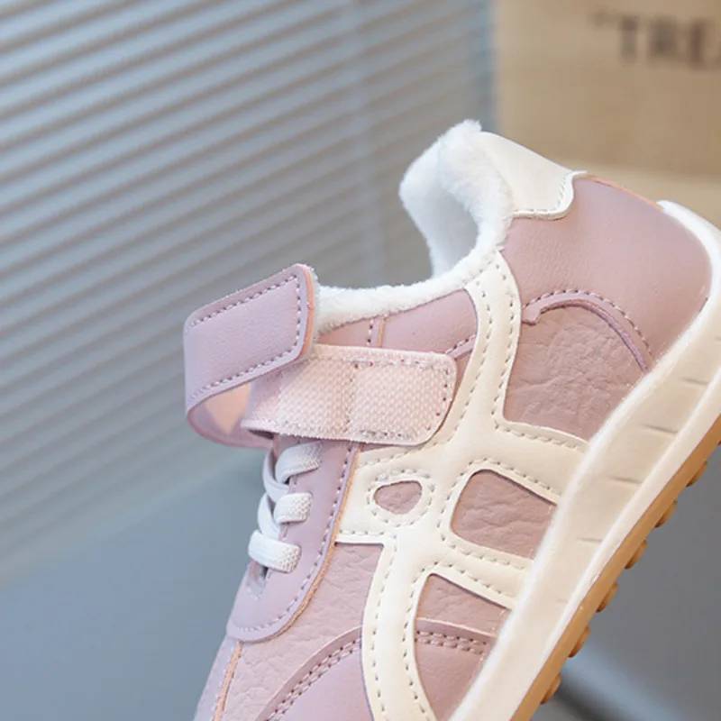 Patchwork PU Kinder Turnschuhe Kurze Plüsch Haken Schleife Sport Schuhe Für Jungen Mädchen Winter Warme Weiche Kleinkind Kinder Casual Schuhe