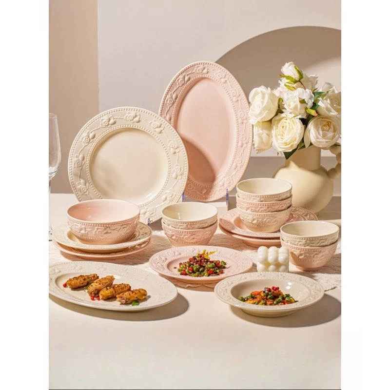 

Underglaze relief dish set, household tableware set