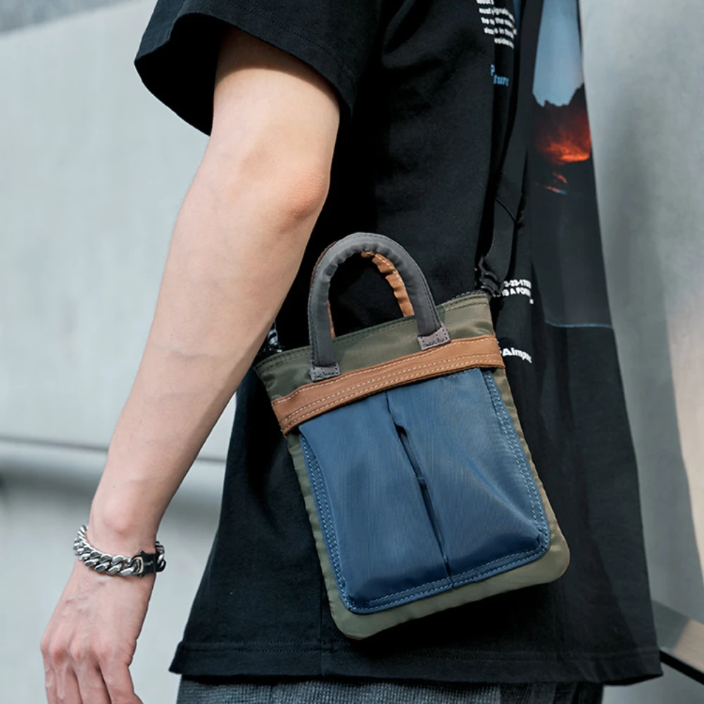

Chest Bag, Phone Bag, Small Shoulder Bag, Headphone Bag, Lightweight And Trendy Shoulder Bag, Men's Bag, Mini Pendant, Key Bag