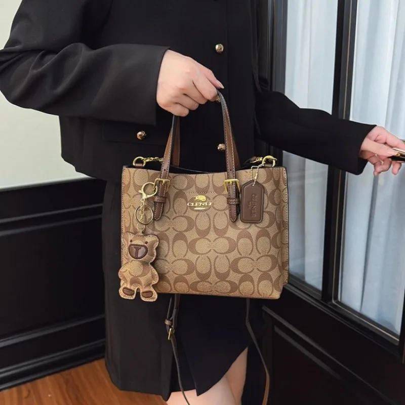 

Elegant Leather Tote Bag For Women Luxury Designer Diaper Bag Large Capacity Stylish Crossbody Messenger Handbag Classic
