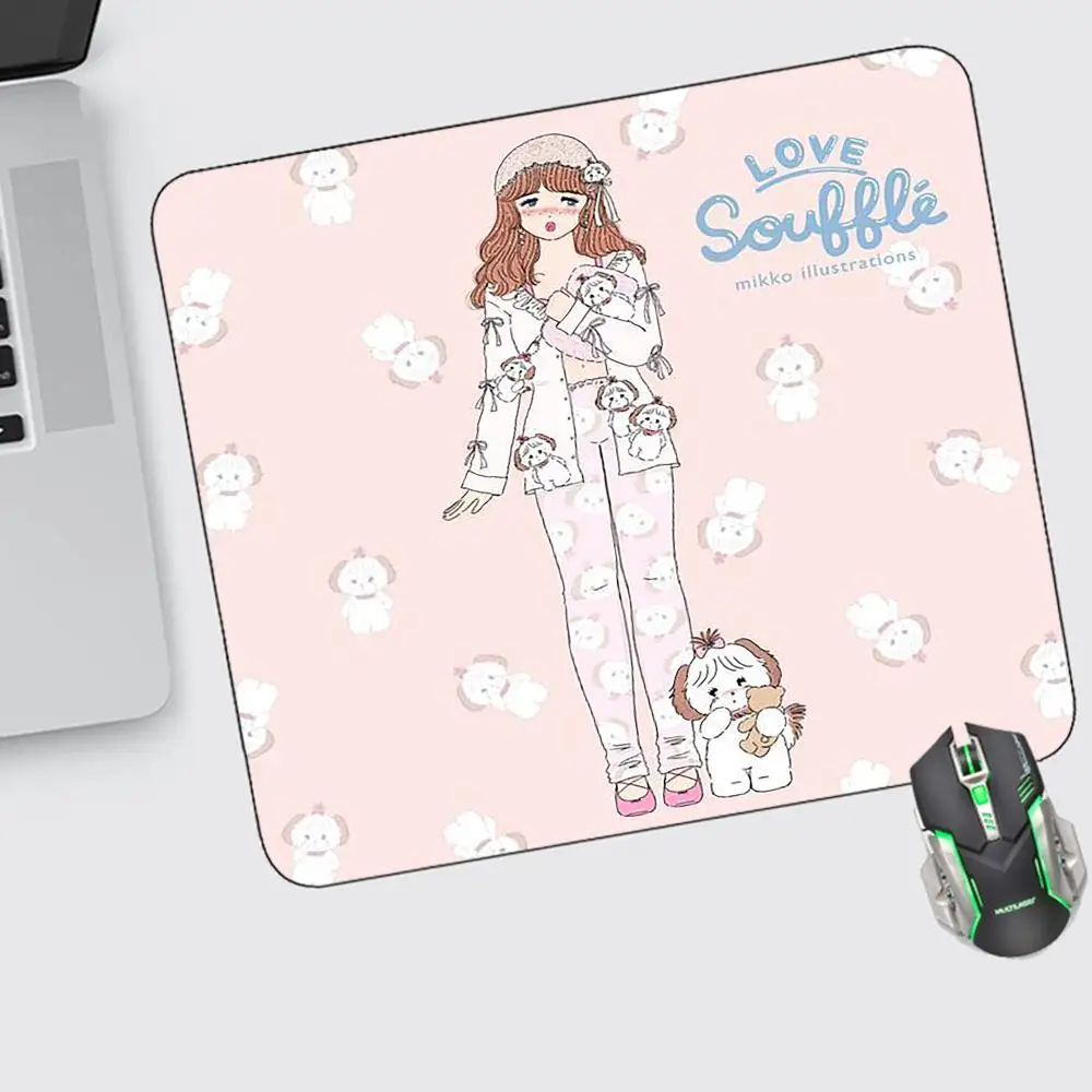 

Mikko Illustrations Mouse Pad Small Gaming Accessories Keyboard Computer Offices Desk Mat Pc Gamer Non-slip Rubber Mousepad