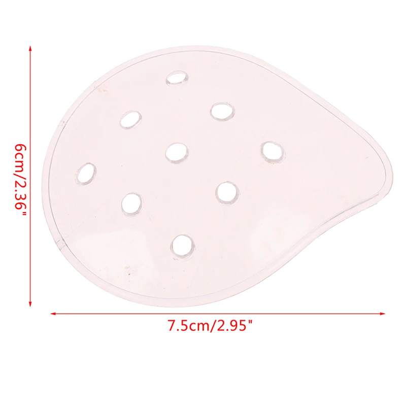 قطعة واحدة من درع العين البلاستيكي الشفاف مع 9 فتحات مطلوبة بعد العمليات الجراحية للعناية بالعين البلاستيكية
