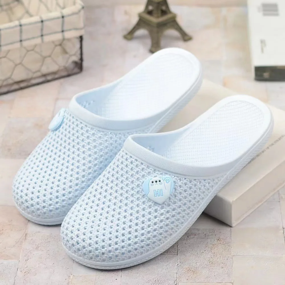 2024 Summer New Hole Sandals Flat Closed Toe Slippers Women\'s Soft Bottom Non-Slip Indoor and Outdoor Casual Bathroom Slippers