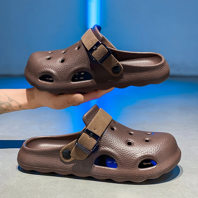 

Men Clogs Summer Slippers Buckle Design Beach Sandals Soft Garden Shoes Casual Outdoor Slides Breathable Slippers Home Shoes