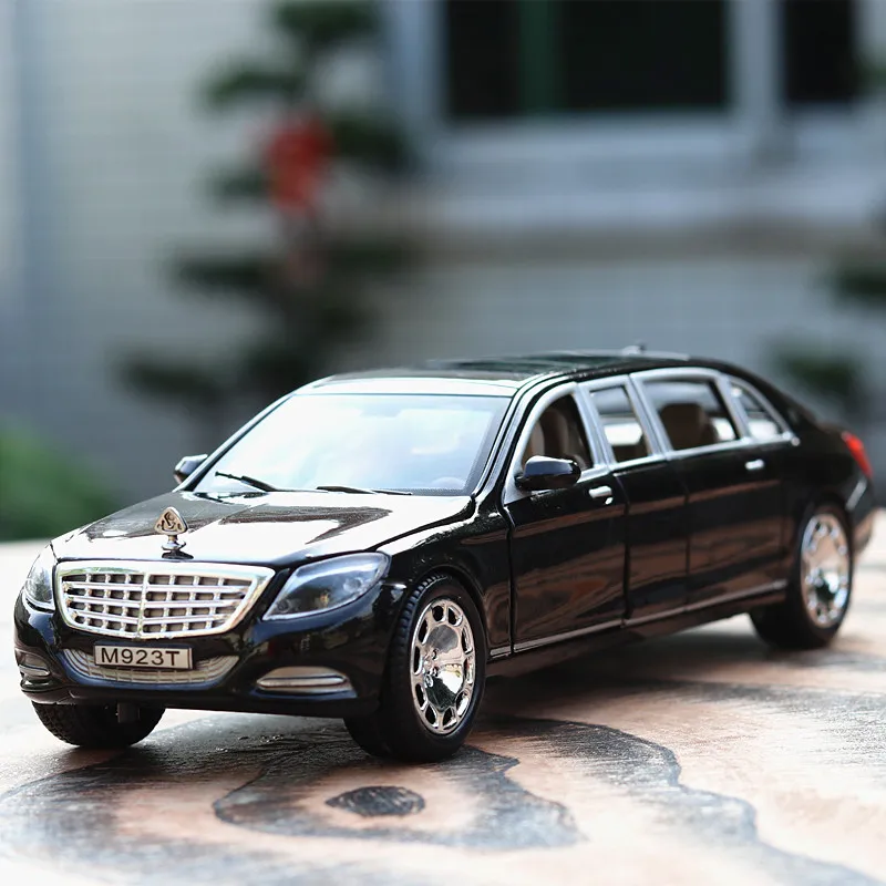 1:24 Maybach S600 إطالة سبائك الزنك سيارة نموذج محاكاة عالية الصوت والضوء التراجع الاطفال لعبة هدية عيد الميلاد