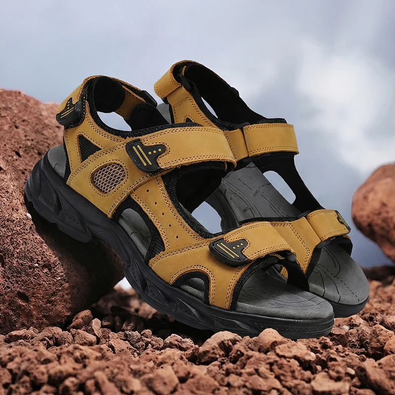 

New Summer Genuine Leather Sandals for Men Fashion Design Breathable Casual Shoes Women Soft Sole Outdoor Beach Sandals