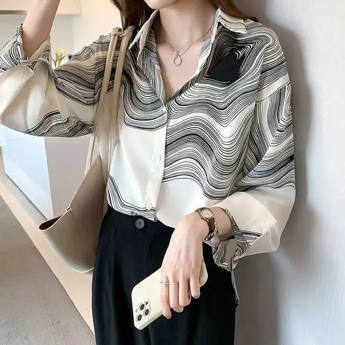 

New Design Unique Print Plus Size Slimming Chiffon Blouse Spring Autumn