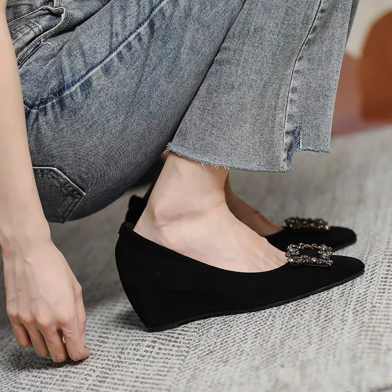 Hang Ferse Mode Schuhe Frauen Frühling Neue Wasser Diamant Spitz Flach Mund Weiche Sexy High Heels Frauen Schwarz Retro Schuhe 43 – Detail 5