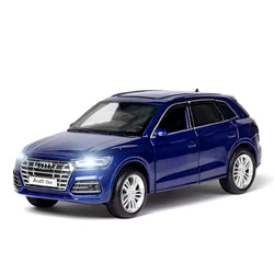 1:32 Audi Q5 Q8 SUV High Simulation Diecast Sound And Light Alloy Toy Car Model For Children Gifts Kids Free Shipping Decoration