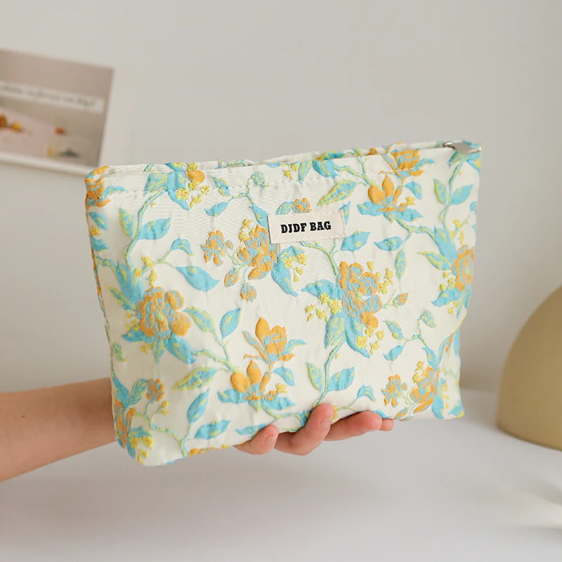 Yellow-purple flower makeup bag, large capacity makeup, lipstick, storage bag, portable travel toiletry bag, commuter clutch