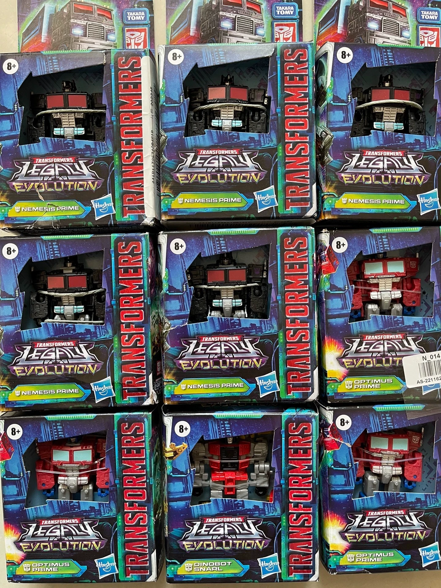 Transformers Toys Legacy Evolution Core Class Nemesis Prime Optimus Prime Figura de acción de 3,5 pulgadas Regalo de juguete