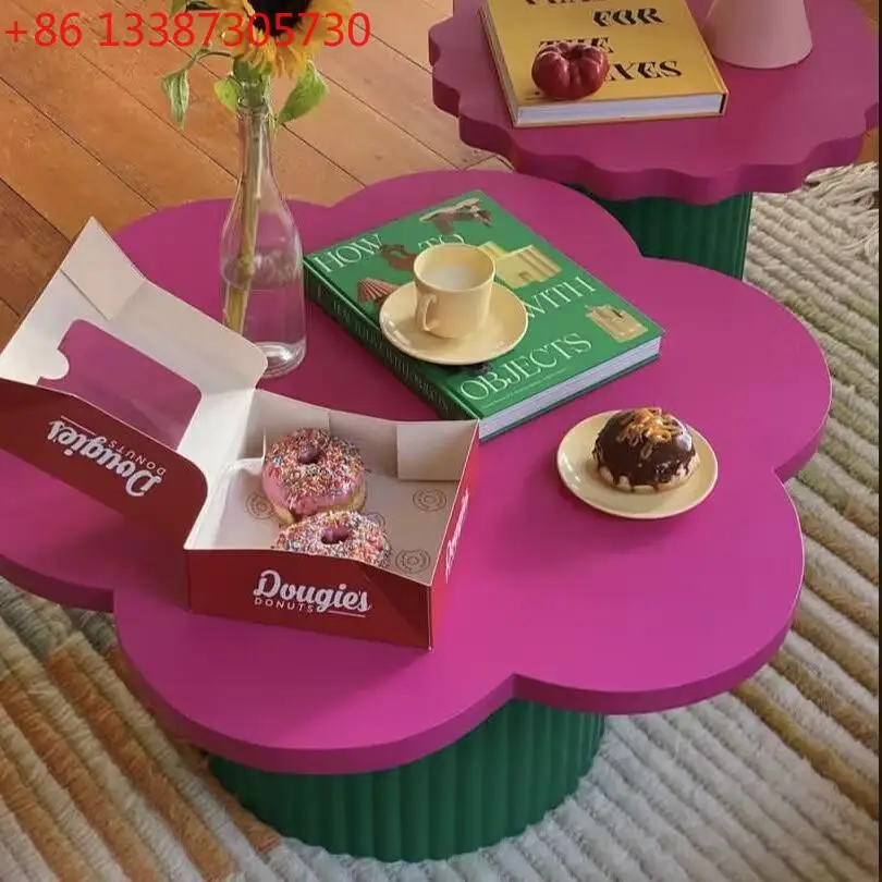 

Скандинавский стиль, подходящий для небольшой квартиры, с геометрическим узором в виде облаков, однотонный, в стиле девичьего сердца, вдохновленный дофамином.