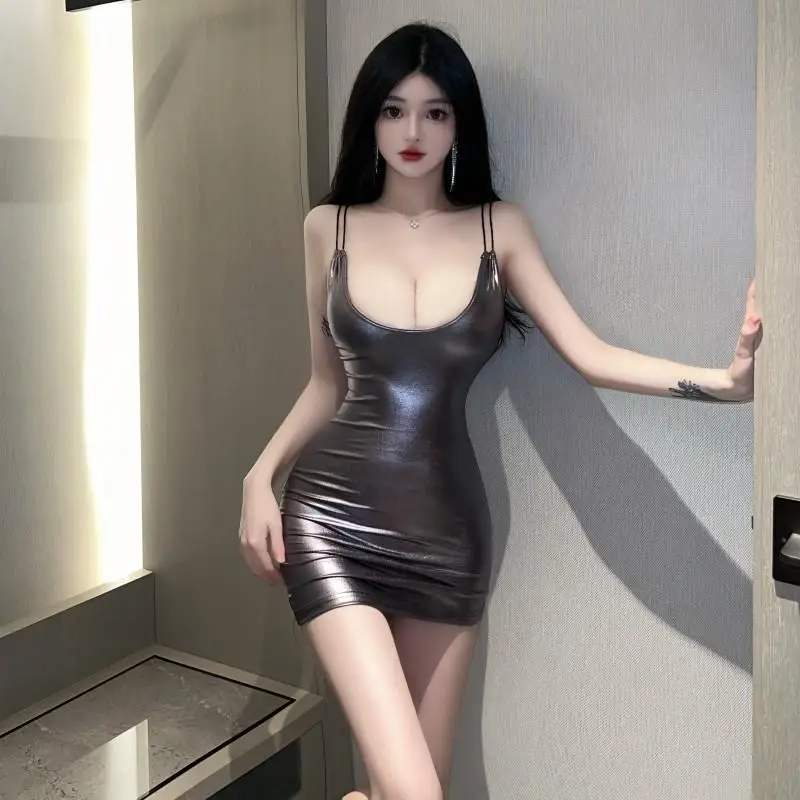 Sexy Spicy Girl Strap aushöhlen, figurbetont, Club Dr. Cross-Border 2023, mittlere Taille, Rock aus Polyesterstoff, Svel