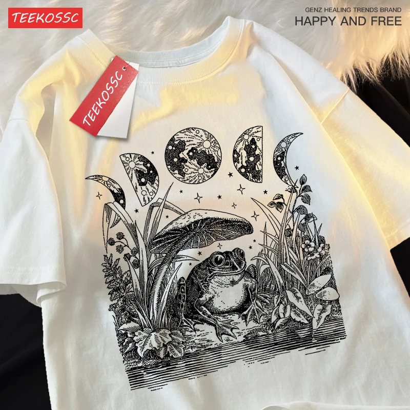 Cute Cottagecore Aesthetic Frog Mushroom Moon Witchy T-Shirts Men Women Tee Clothes T Shirt Loose T Shirts Cotton Casual Tops