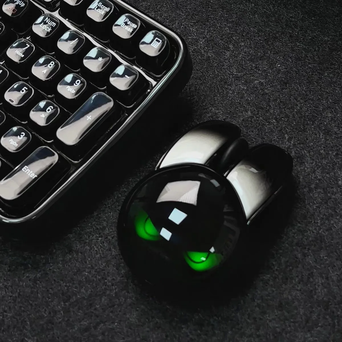 M6C Evil Rabbit Wireless Dual-Mode Mouse, Bluetooth Illuminated