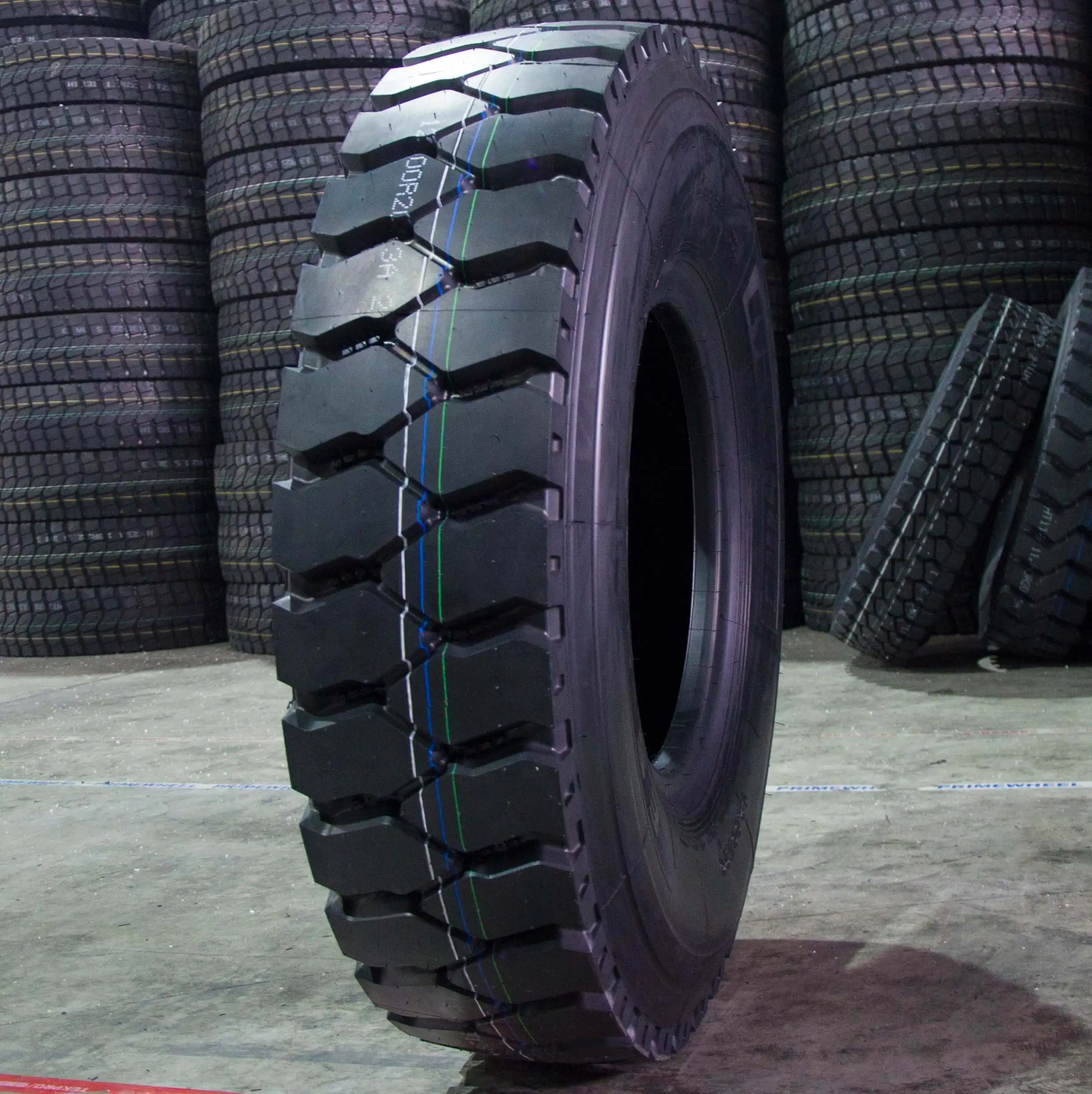 

Goldshield 8.25-20 9.00-20 10.00-20 11.00-20 12.00-20 Truck Tyre