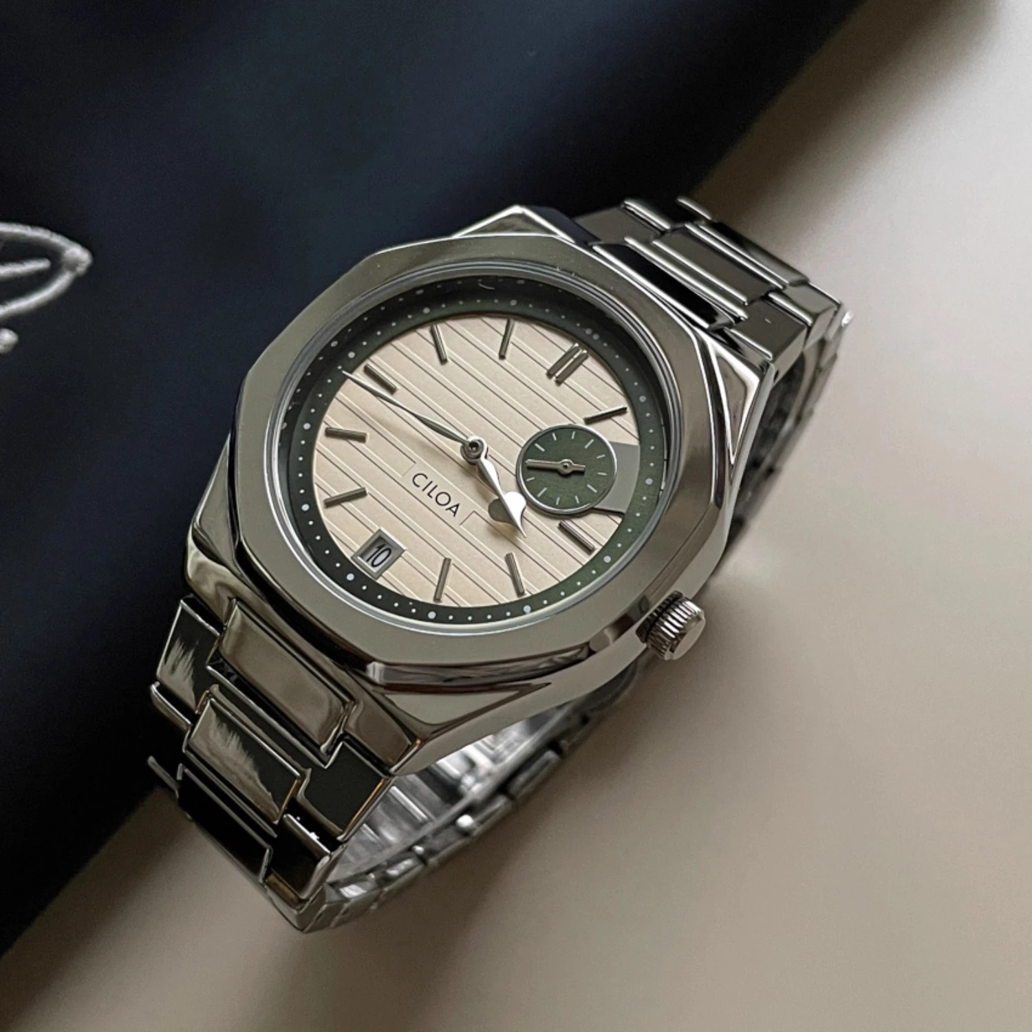 ساعة كوارتز بمينا كبير للرجال من CILOA - بسيطة وجديدة، كاجوال وعملية، مقاومة للماء 506