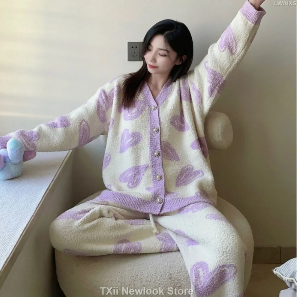 

TXii Newlook Pajamas Women's Autumn and Winter 2023 New Love Cardigan Home Clothes Half Velvet Soft Home Clothes for Outer Wear