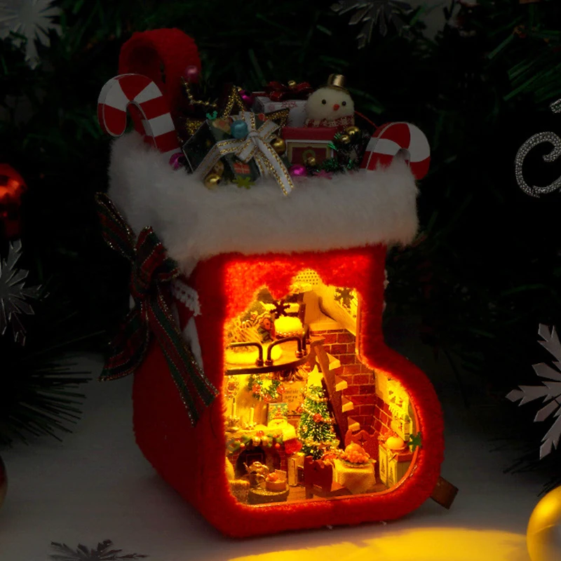 Zestaw do samodzielnego montażu drewnianego modelu miniaturki - świąteczna skarpeta, mini domek, puzzle 3D, domki dla lalek z meblami, idealny na prezent urodzinowy dla przyjaciół.