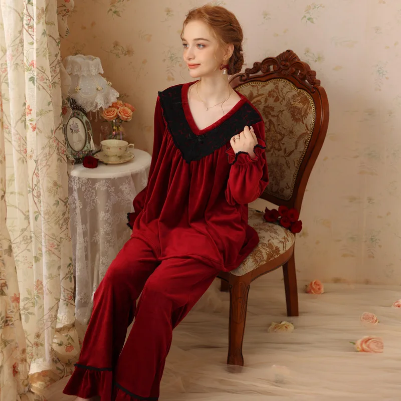 Women Winter Sweet Two-Pieces Warm Velvet Sleepwear Sexy Lace V-Neck Full Sleeves Fleeces Pajamas Loose Design Thicken Fuzzy PYJ