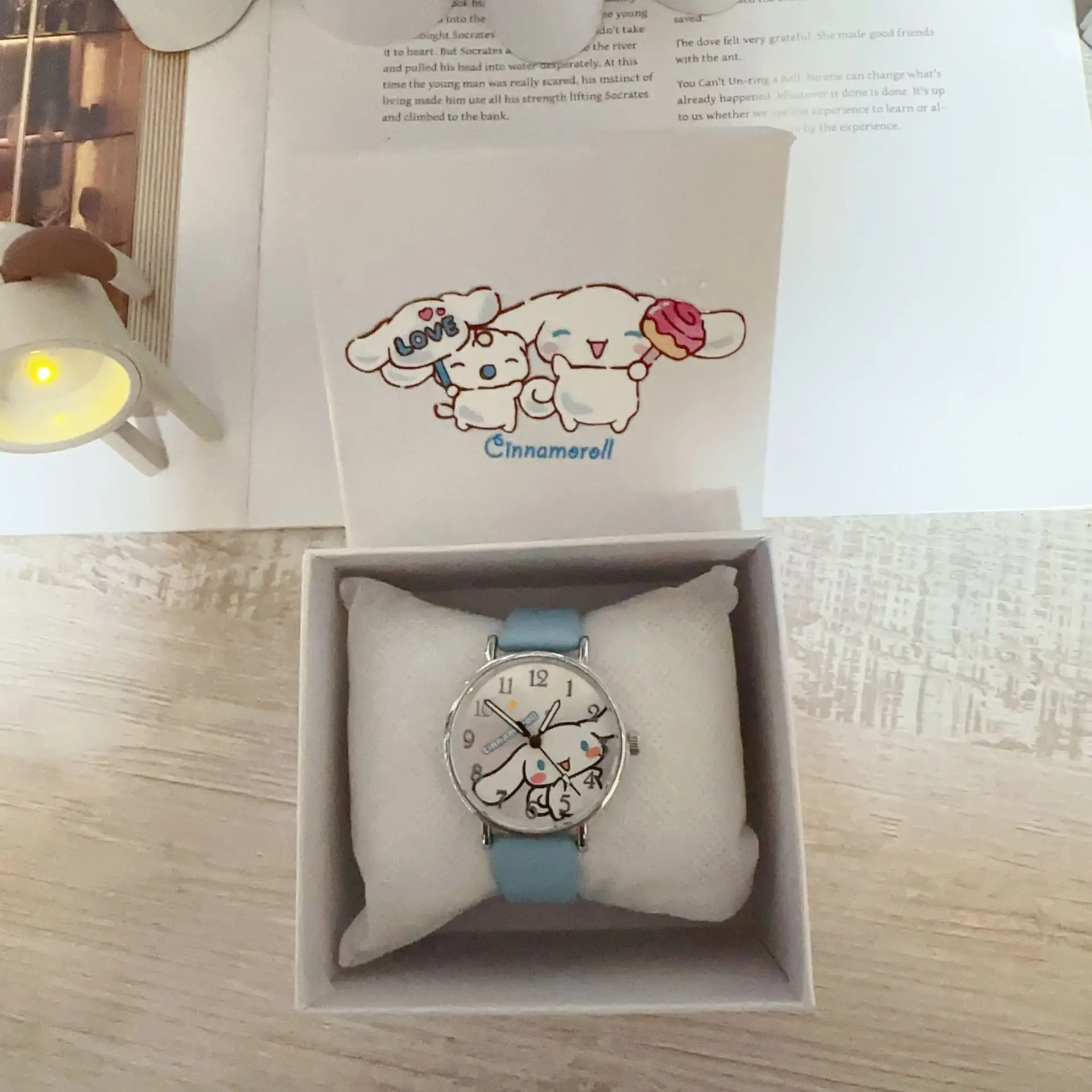 Подарочная коробка HelloKittys Watch Kuromi Cinnamoroll Pochacco Pompompurin Кожаные универсальные кварцевые наручные часы Подарочная коробка Подарки для девочек