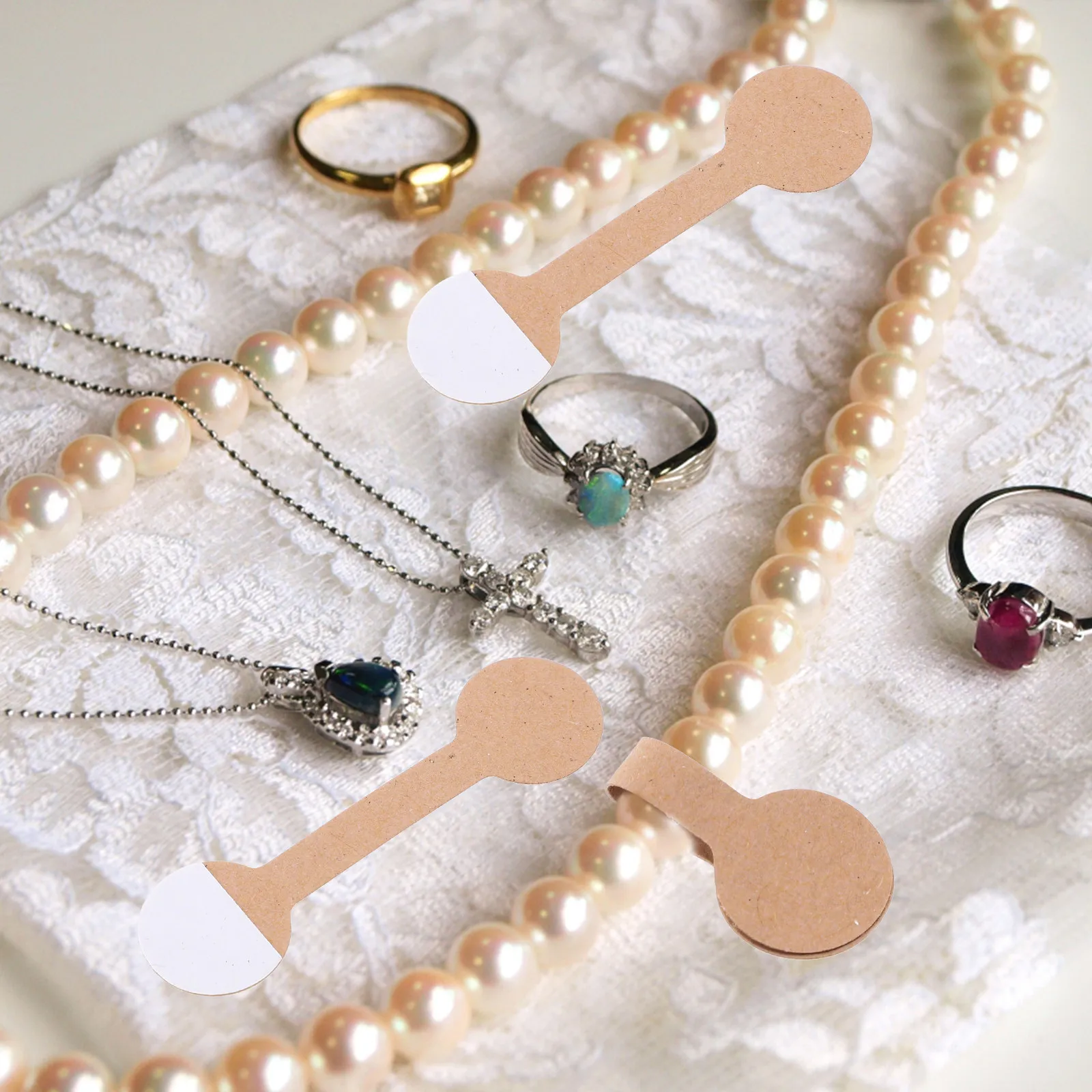 

100Pcs Blank Kraft Paper Jewelry Price Display Tags Adhesive Marking Labels for Rings Clothing Shoes Crafts Hanging Tags