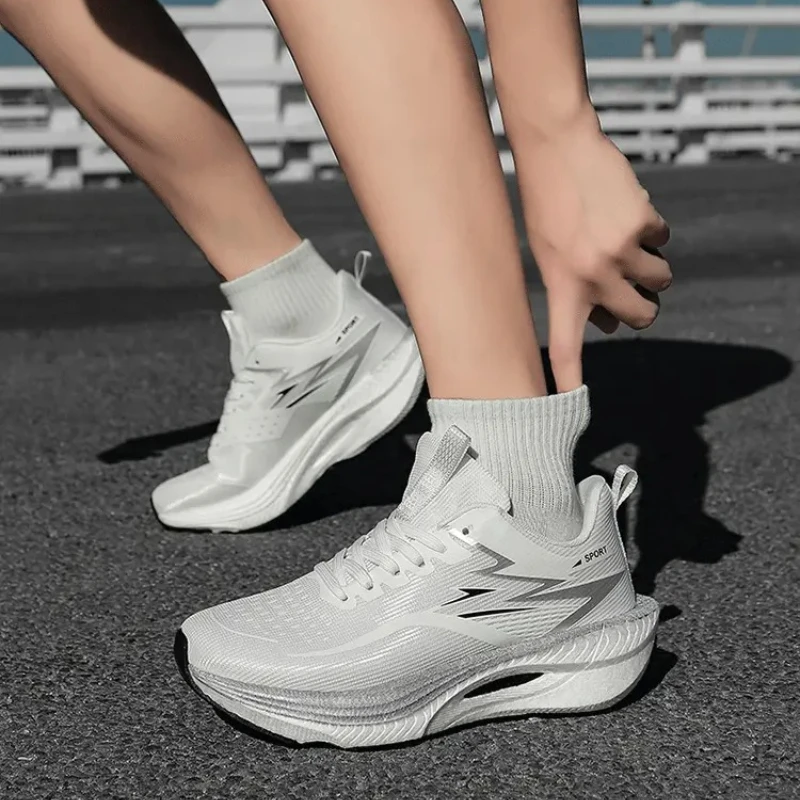 Unisex new comfortable and fashionable running shoes, casual sports shoes view 5