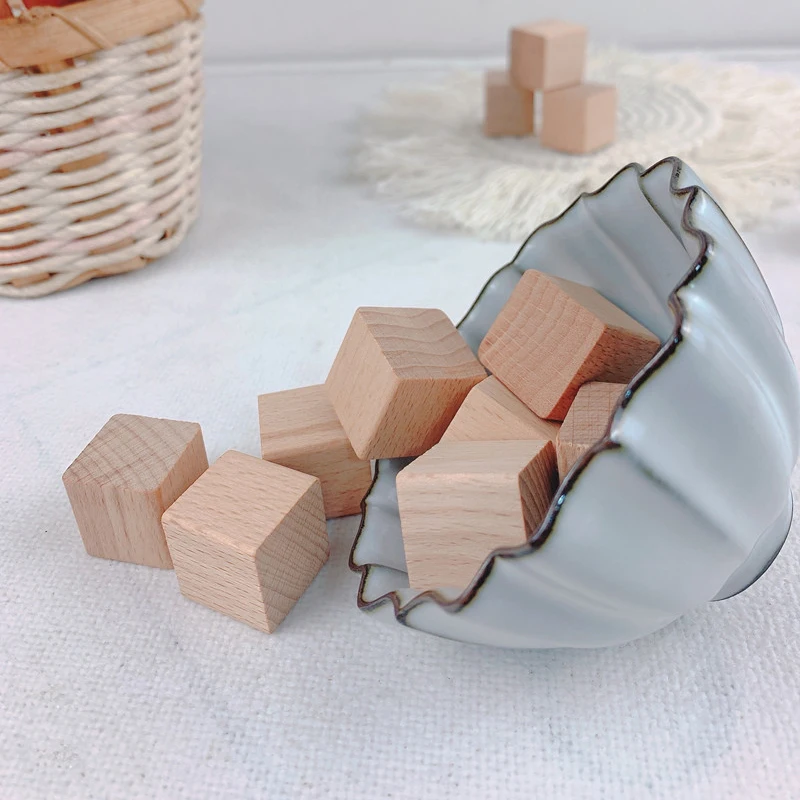 10Pcs/Set Natural Wooden Block 2x2cm Wood DIY Crafts for Children Solid Wooden Building Novelty Blocks Educational Toys