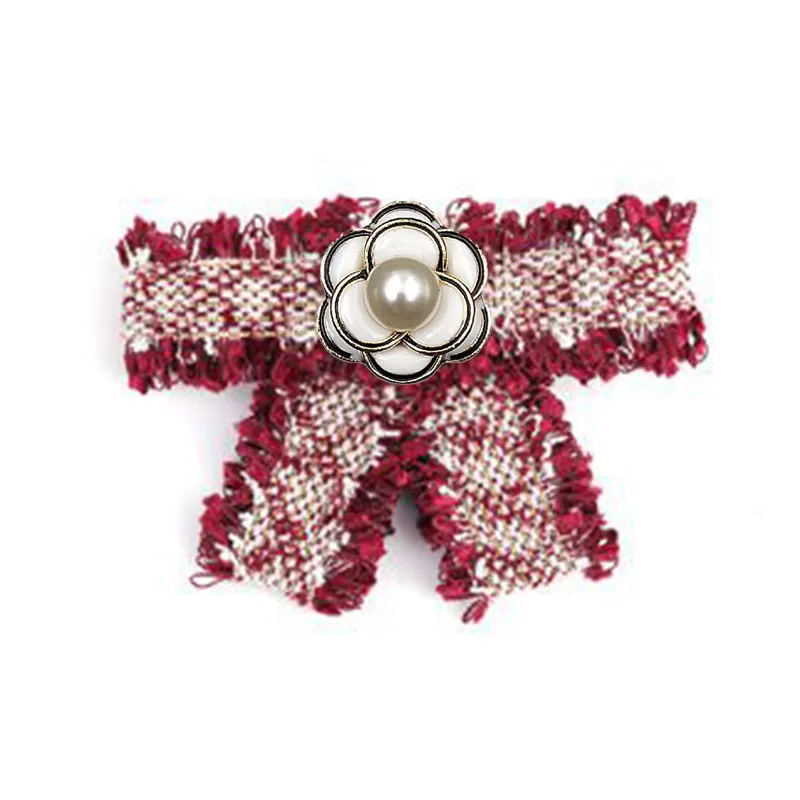 Broche de lazo de Camelia de perlas Vintage británico broche de encaje de tela accesorios de camisa de mujer coreana alfileres de ramillete de