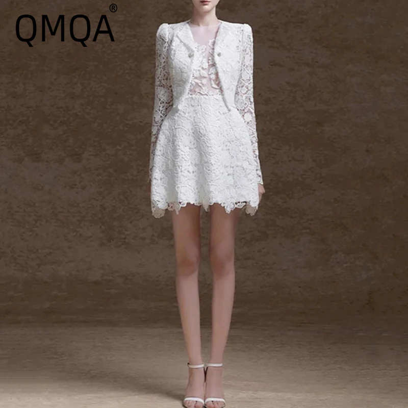 Qmqa moda feminina 2 peças conjunto único botão manga longa bordado casaco curto gaze retalhos cintura vestido conjuntos 2025 novo 1a627