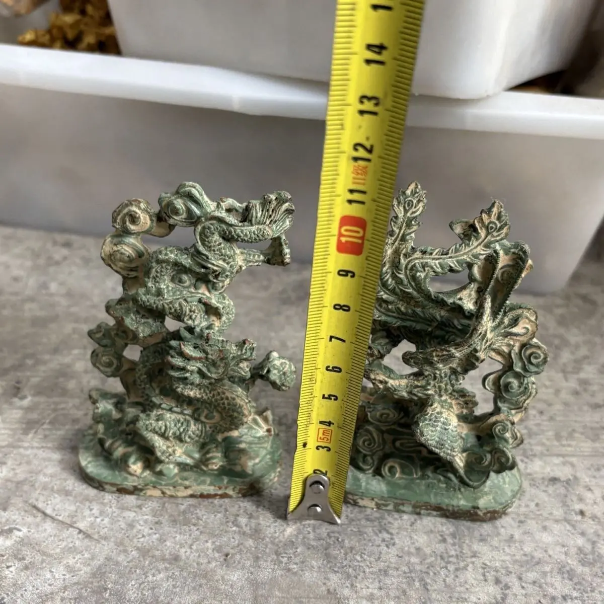 Unearthed old pulp-coated alloy copper Longfeng Chengxiang ornament, a pair of wedding decoration old objects, home entrance orn